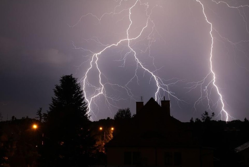 Wrocław: Macie zdjęcia burzy? Podzielcie się! (FOTO, FILMY)