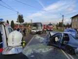 Zderzenie autobusu PKS z samochodem osobowym w Klukach koło Bełchatowa