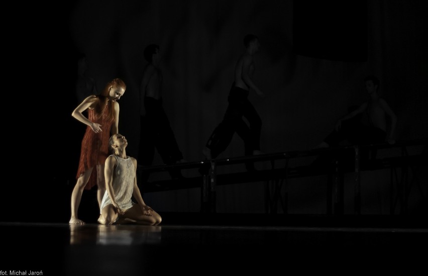 Kielce: Amatorski Teatr Tańca AKT wyjeżdza na festiwal do Francji [ZDJĘCIA]