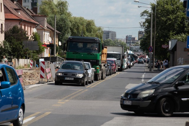 W nocy z soboty (2 września) na niedzielę zmieni się organizacja ruchu na przebudowywanym odcinku ulicy Niemodlińskiej.