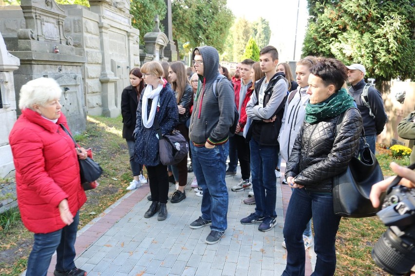 Młodzież z "elektryka" i I LO w Radomsku na Ukrainie. Powstała międzynarodowa gazeta [ZDJĘCIA]