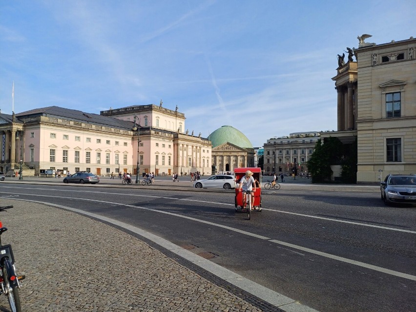 Trudno nie mieć uczucia, że dzisiejszy Berlin jest miastem...