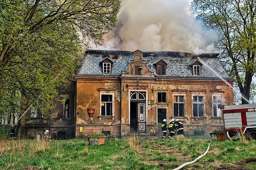 Pożar willi w Kożuchowie. Fot. Tomek Żuk