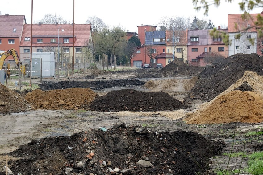 Budowa nowej drogi w Legnicy. Połączy ulicę Żołnierską z Marynarską, zdjęcia