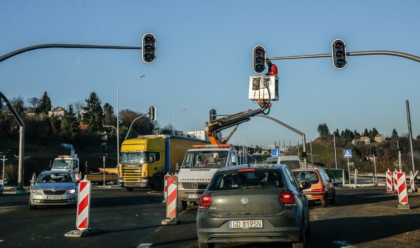 Pierwsze dwa odcinki trasy Nowa Bulońska Północna w Gdańsku już udostępnione dla ruchu [zdjęcia]