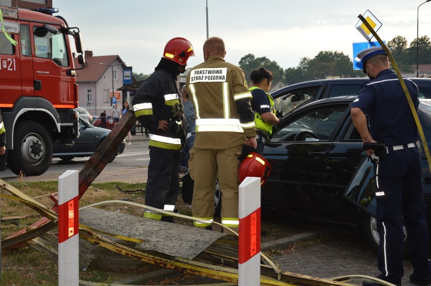 Pościg za kierowcą bmw zakończył się przy ul. Żaganny w...