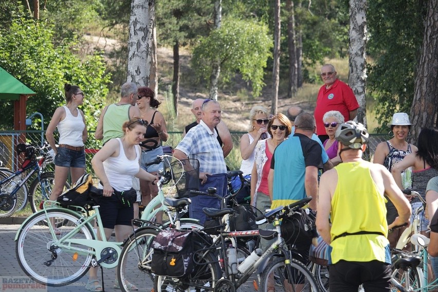 Ponad 200 osób wyruszyło w sobotę rano na rowerach sprzed...