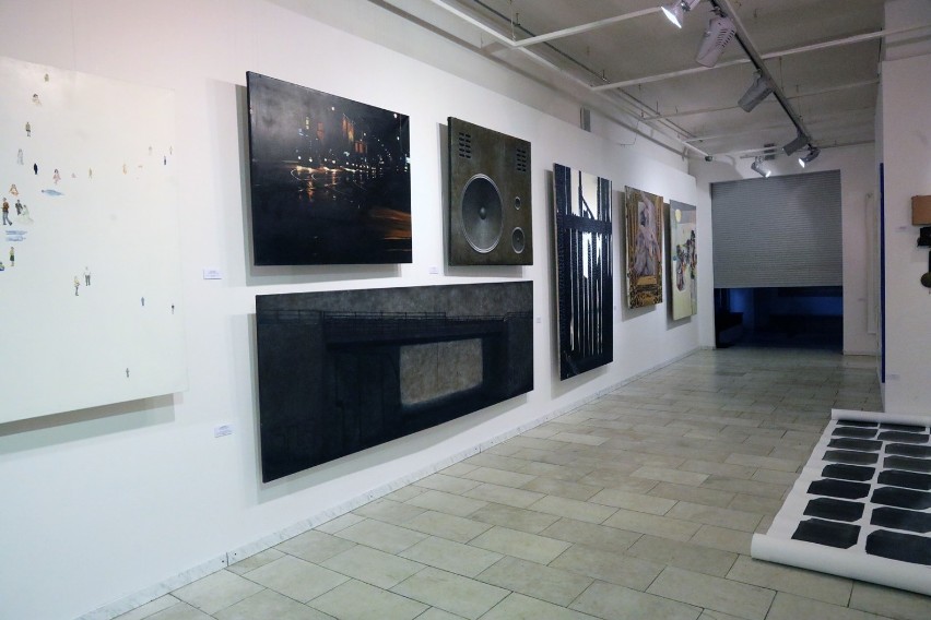 Galeria Sztuki w Legnicy już otwarta, można oglądać wystawę E-mocje!