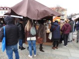 Białystok. Mieszkańcy chętnie odwiedzają jarmark świąteczny na Rynku Kościuszki