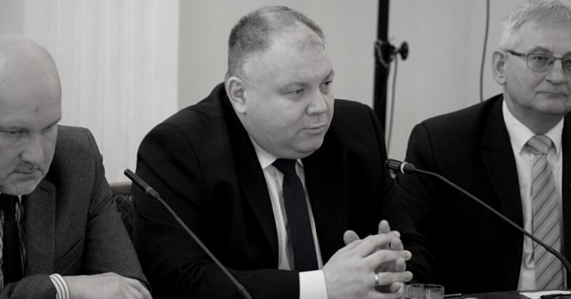 Na sesji wybrany zostanie też następca zmarłego Grzegorza Jankowskiego (na zdj. w środku) na stanowisku wiceprzewodniczącego rady 
