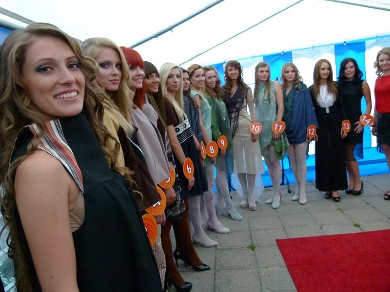 Miss Open Hair 2013. Triumfatorki to Marlena Ławniczak (Miss...