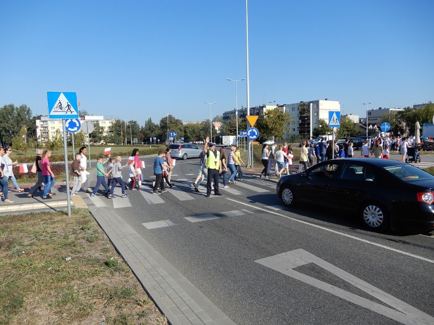 Podsumowanie działań podczas Europejskiego Dnia  Bez Ofiar Śmiertelnych „EDWARD” na  drogach we Włocławku [zdjęcia]