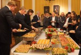 Polska wigilia w Brukseli z potrawami Koła Gospodyń Wiejskich w Czechach pod Zduńską Wolą