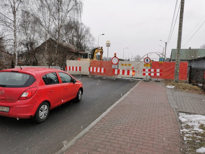 Rozpoczęła się rozbiórka mostu na DK 79 w Chrzanowie