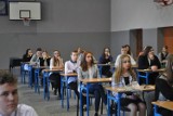 Egzaminy ósmoklasistów: po pisemnych maturach czas na uczniów ósmych klas
