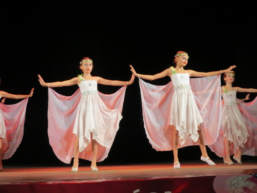 Teatr Tańca "Kwieciste Gwiazdy" z ukraińskiej miejscowości...