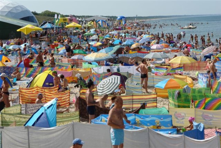 Plaże w Darłówku i Dąbkach z certyfikatem ,,Błękitna Flaga" [ZDJĘCIA]