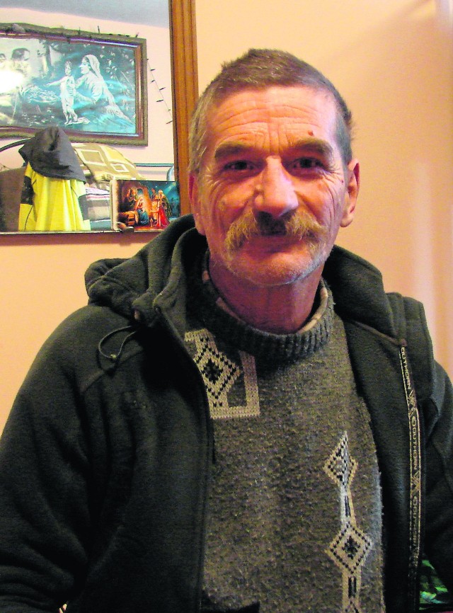 60-letni Marian Pociecha cieszy się, że znalazł przed zimą dach nad głową w Domu dla Bezdomnych Mężczyzn w Tarnowie