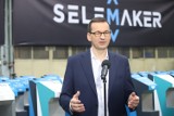 Zobacz jak przebiega wizyta Mateusza Morawieckiego w Łodzi. Na początek premier odwiedził jedną z łódzkich firm ZDJĘCIA