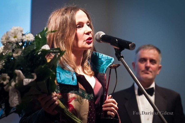 Joanna Bator napisała o Wałbrzychu trzy powieści. W styczniu 2012 roku otrzymała tytuł Ambasadora Wałbrzycha i statuetkę Stokrotki