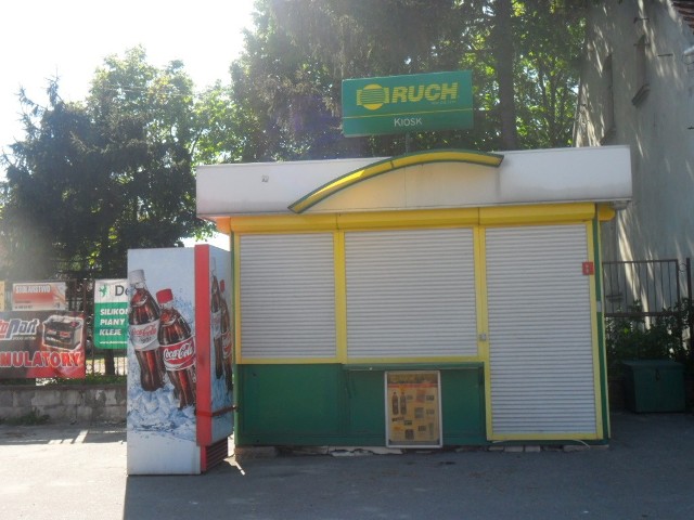 Wedle nieoficjalnych informacji niebawem ten jedyny kiosk handlowy w Dobrzycy zniknie z pejzażu Ryneczku..., z powodu braku pracownika!!!