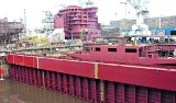 Gdynia. Nowe budowy i remonty statków dzięki specjalnej przegrodzie w suchym doku