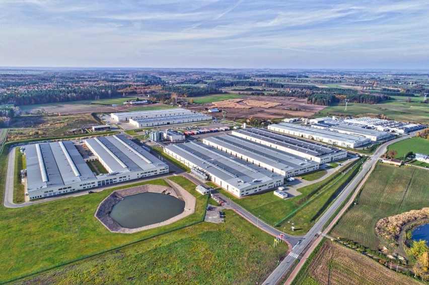 DOVISTA Polska Sp. z o.o. posiada 8 fabryk położonych ok. 45...