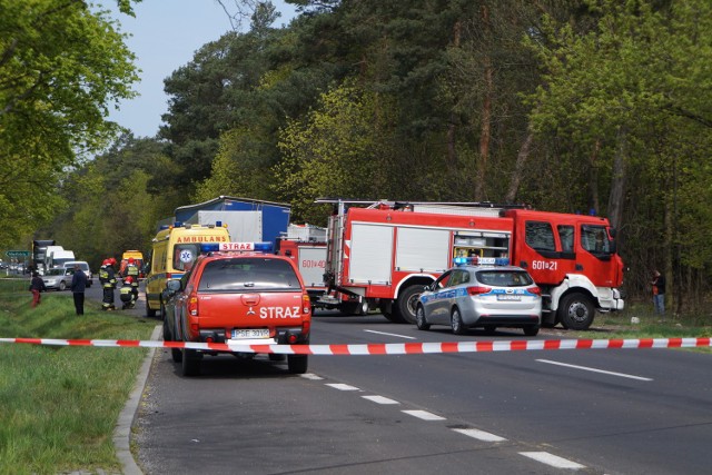 Wypadek: niedaleko Zbrudzewa zderzyło się kila samochodów - wtorek, 30 kwiecień 2015