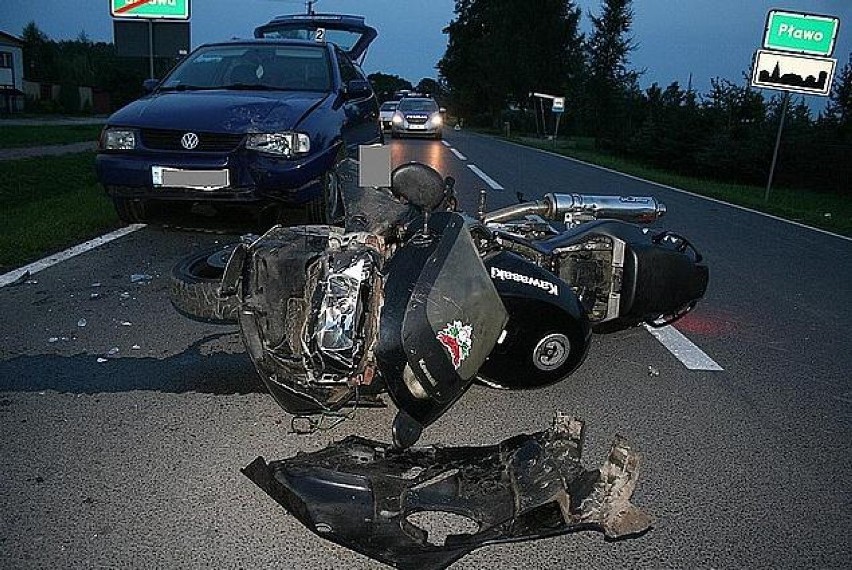 Wypadek w Pławie. Kierujący motocyklem 32-letni mężczyzna...