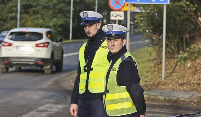 Uwaga! Dzisiaj na drogach będą wzmożone kontrole policji. Trwa akcja ROADPOL Safety Days