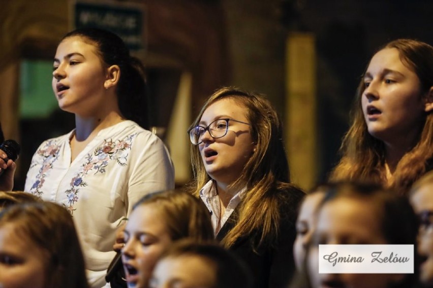 Zelów. Koncert kolęd i pastorałek oraz podsumowanie konkursu na szopkę bożonarodzeniową [ZDJĘCIA, WIDEO]