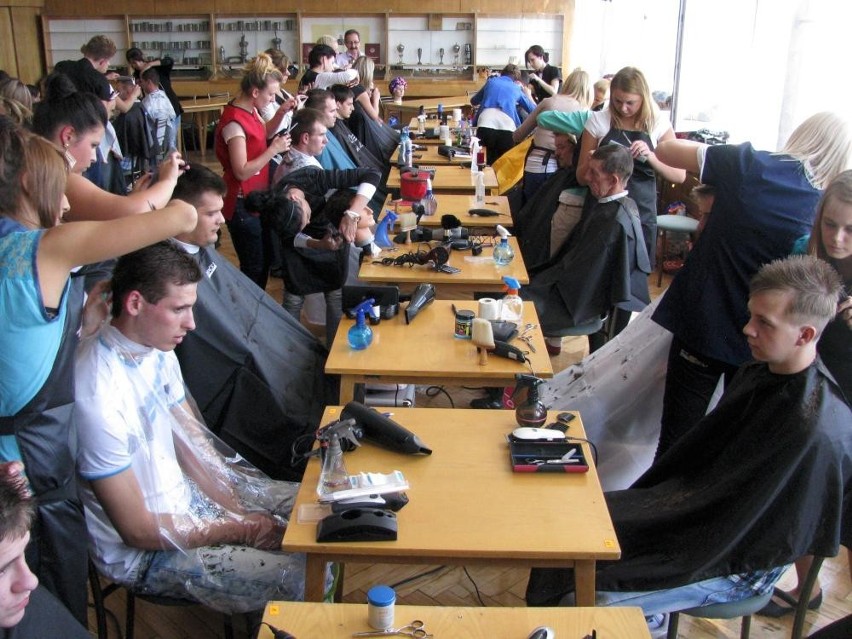 Egzamin fryzjerski w Ostrowie