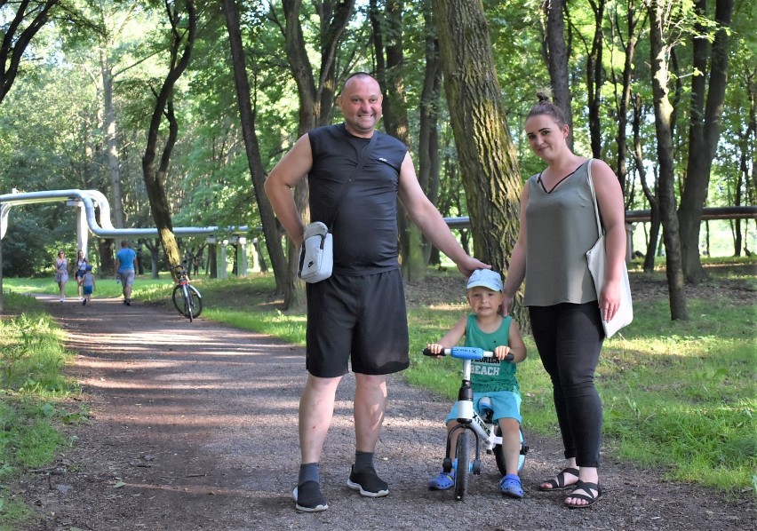 Planty nad Sołą w Oświęcimiu. Piękna lipcowa pogoda zachęcała do odpoczynku nad rzeką [ZDJĘCIA]