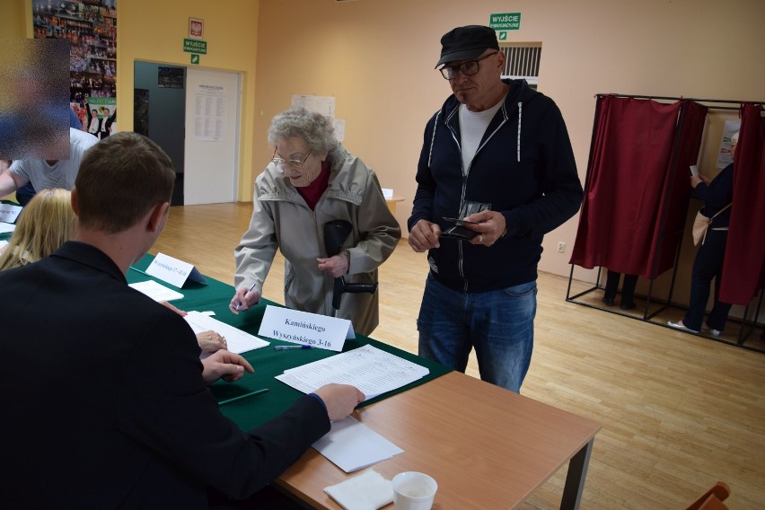 Tak głosujemy w Szczecinku i w powiecie szczecineckim [zdjęcia]
