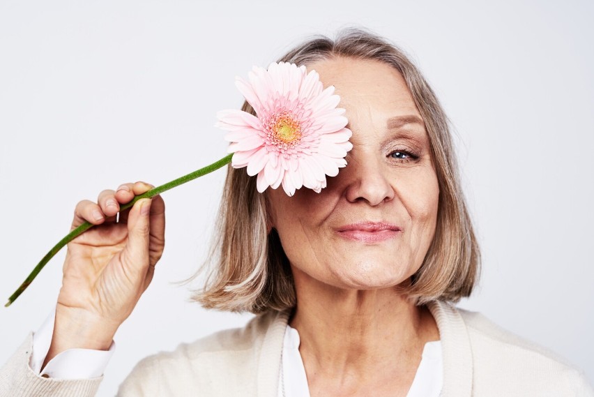 U przeciętnej Europejki okres  menopauzy występuje między 48...
