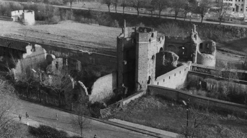 Fortyfikacje na wałach von Plauena zniszczone w wyniku...