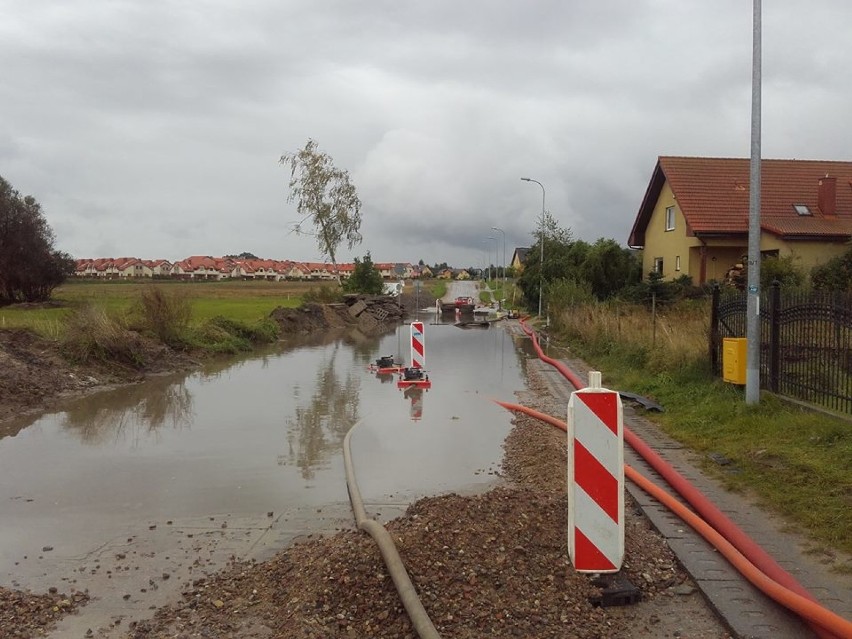 Najczęściej do zalanych dróg dochodzi w gminie Żukowo....