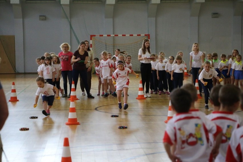 Igrzyska przedszkolaków. Maluchy bawiły się w sportowej atmosferze FOTO, WIDEO