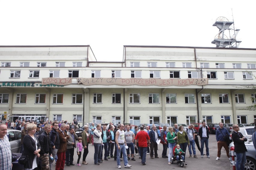 KWK Kazimierz-Juliusz: znów gorący wiec pod kopalnią 