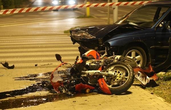 Wypadek Tatrzańska/Dąbrowskiego. Motocyklista w stanie krytycznym