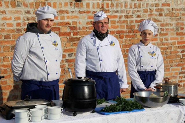 Na rynku już ukazała się książka kucharska "Kulinarne podróże po Wielkopolsce", wydana przez nasze wydawnictwo, w której swoje specjały prezentują m.in. uczniowie Zespołu Szkół w Sierakowie.

Poznań Tattoo Konwent 2019


źródło: gloswielkopolski.pl/x-news.pl.