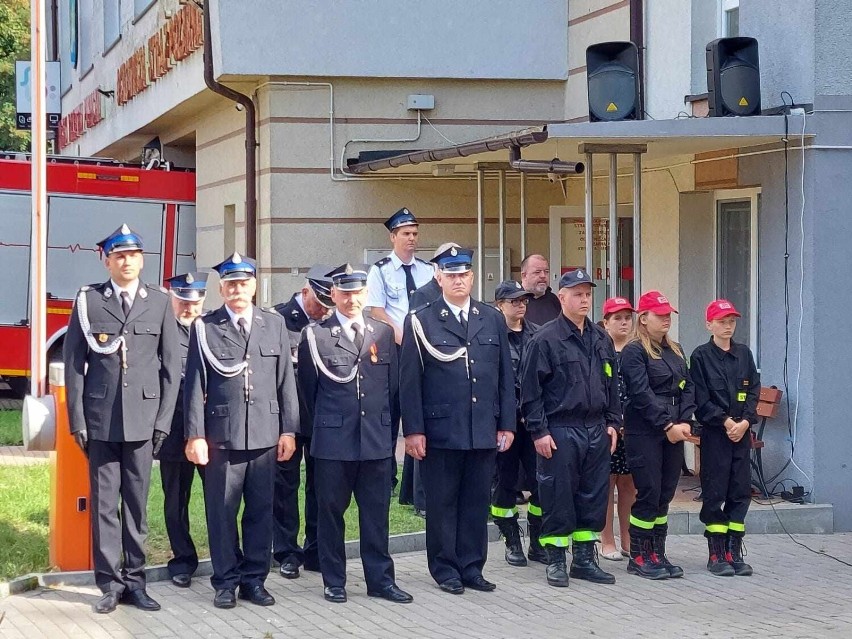 75 - lat Ochotniczej Straży Pożarnej w Krynicy Morskiej. Złoty Medal dla OSP za Zasługi dla Pożarnictwa.