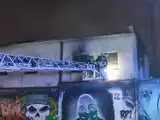 Pożar w dawnej rzeźni w Lesznie. Pustostan zapalił się nad ranem ZDJĘCIA