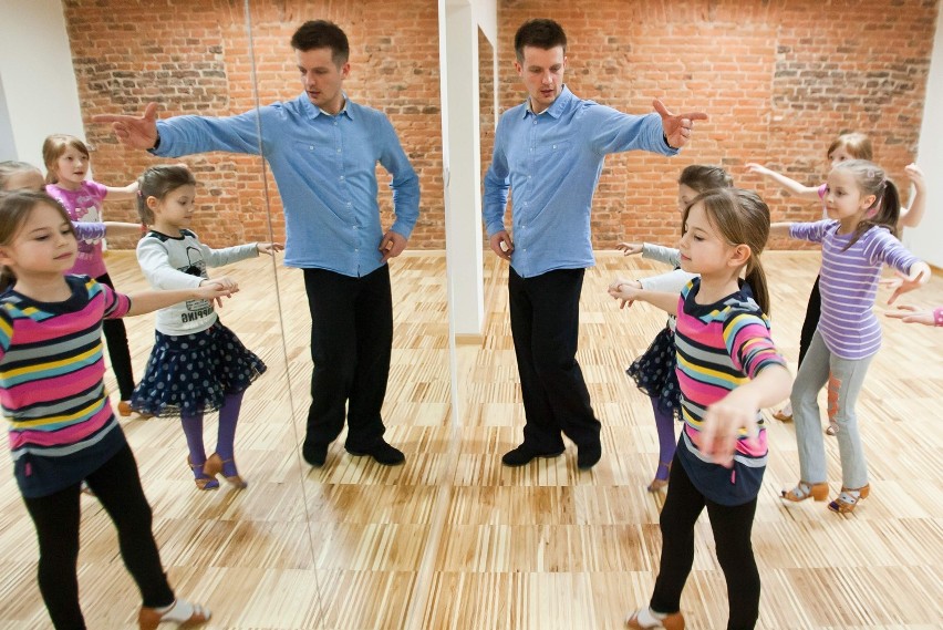 Superfirma: W Szkole Tańca CORDEX w Wałbrzychu uczą tańczyć z sercem