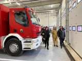 Wybudowano nowy garaż wielostanowiskowy dla strażaków z Piotrowic. Prezydent Krupa podziękował im "za codzienną służbę, trud i oddanie"