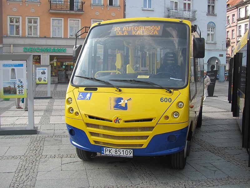 Nowe autobusy dla KLA. ZDJĘCIA