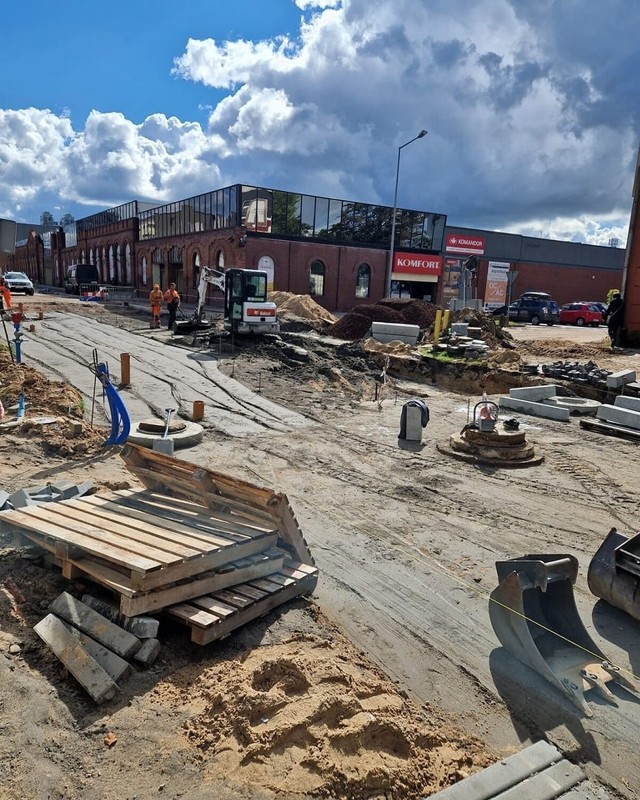 Ruch na ulicy Kilińskiego powinien zostać przywrócony 28 października 2022 roku. Zobaczcie zdjęcia z przebudowy ulicy.