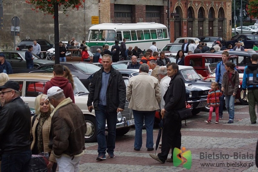 Beskidzki Zlot Pojazdów Zabytkowych 2015 w Bielsku-Białej [ZDJĘCIA]