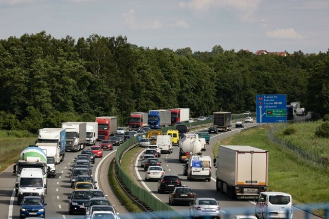 Obwodnica autostradowa Krakowa ma zostać rozbudowana o trzeci pas.