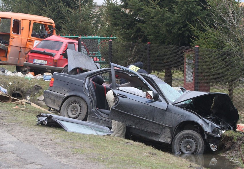 Wypadek w Gąskach. Siedem osób poszkodowanych, sprawca miał sądowy zakaz prowadzenia pojazdów